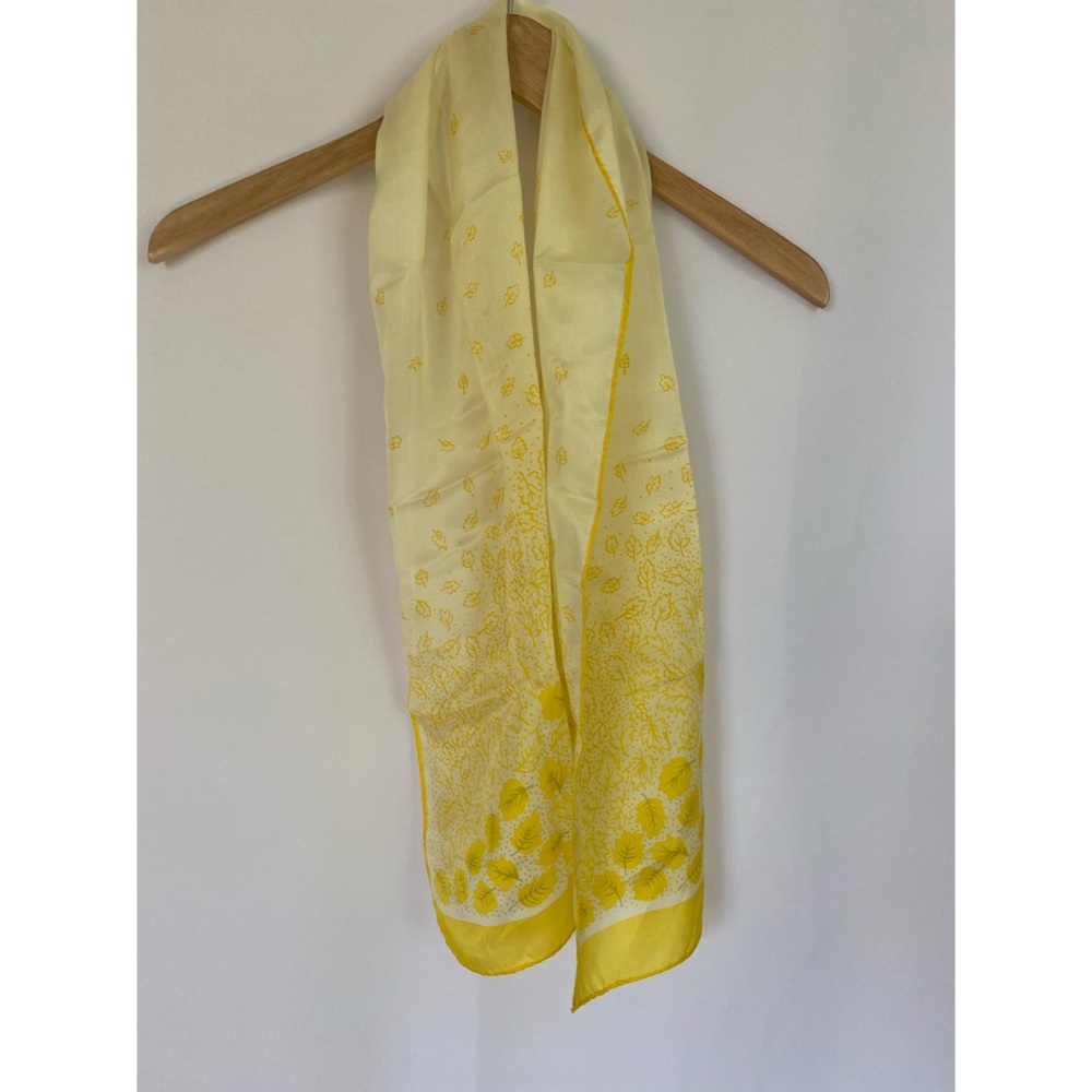 Leaf Design Fashion Scarf